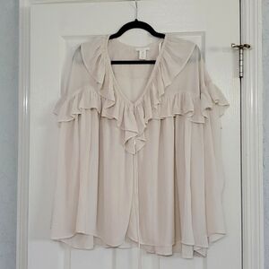 H&M Flowy Cream Top